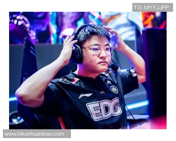esports最新数据和平精英玩家热议EDG耐力争议背后的竞技精神与团队合作挑战
